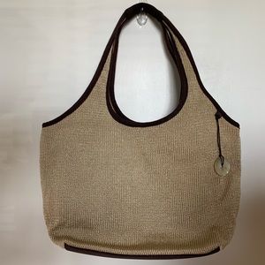 the sak crochet tote bag in bamboo